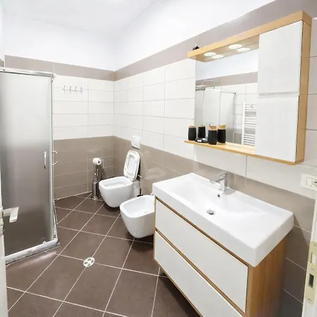 Διαμέρισμα Mibis Private Balcony Fast Wifi *