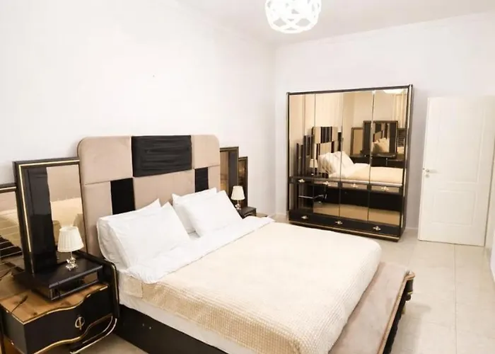 Διαμέρισμα Mibis Private Balcony Fast Wifi Τίρανα